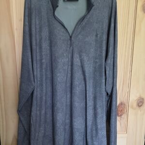 Under Armour Gray Long Sleeve Shirt